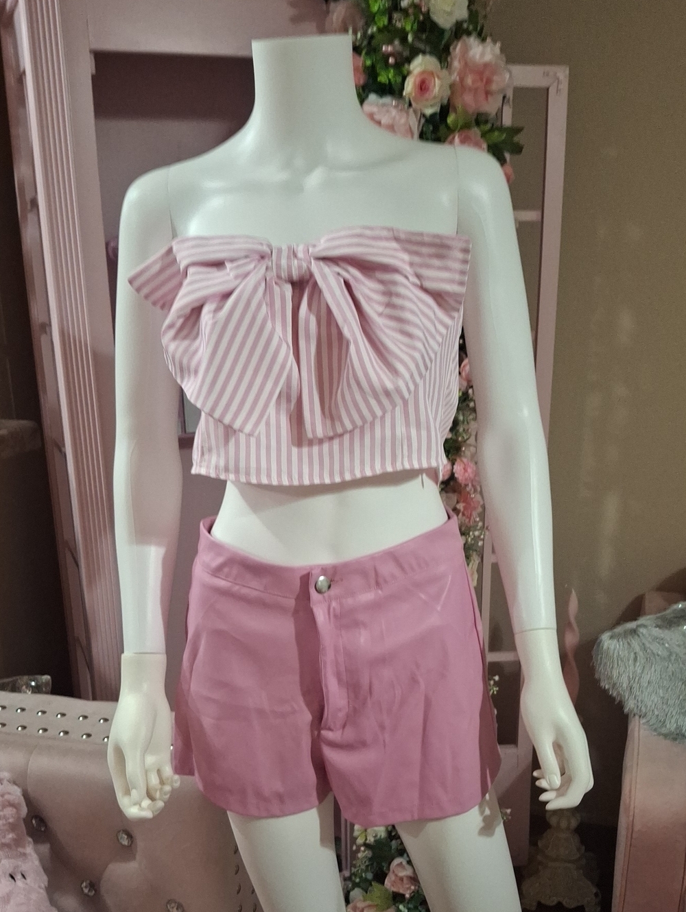 Striped Pink Bow Bandeau Top and Pink Shorts Set  NWOT  Size M